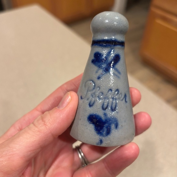 Vintage German Salt Glaze Pottery Pepper Shaker Blue Farmhouse - Picture 2 of 6